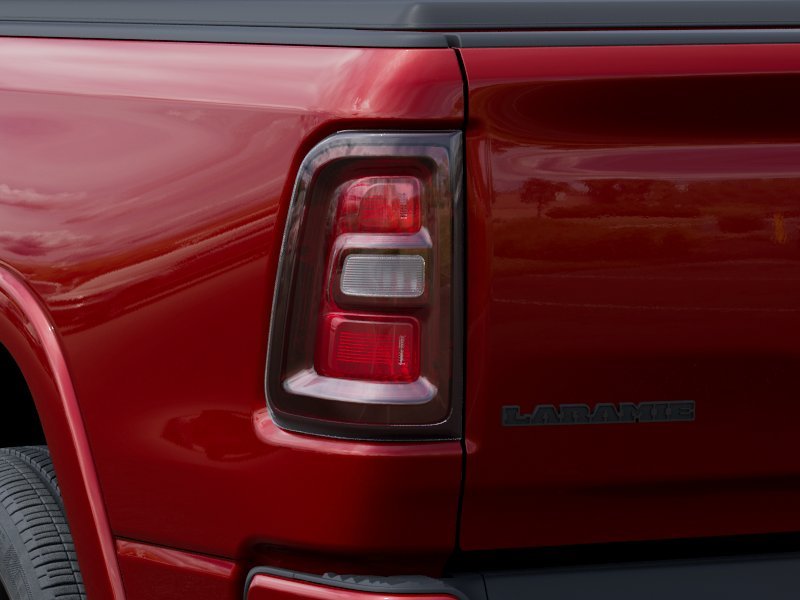New 2026 Molten Red Pearl-Coat Exterior Paint RAM Laramie image 5