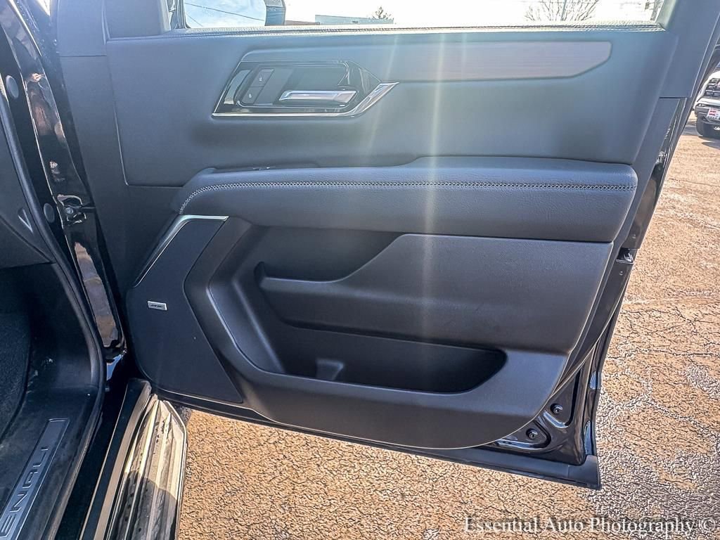 2025 GMC YUKON - Image 28