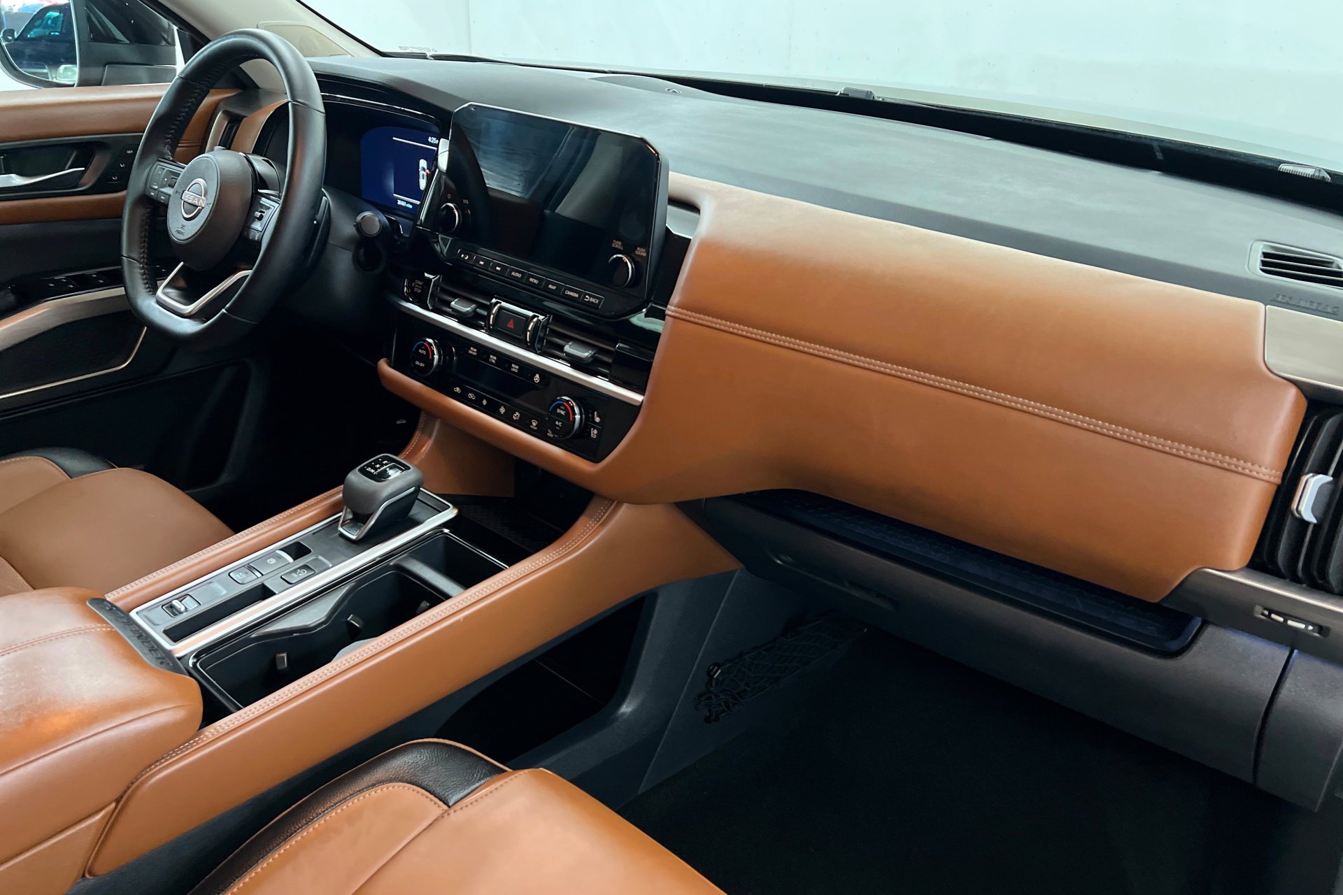 2025 Nissan Pathfinder Platinum - Photo 26