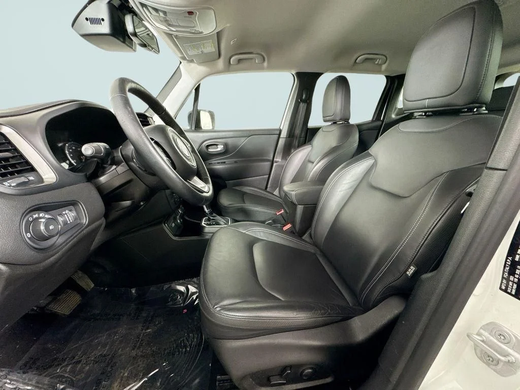 2023 Jeep Renegade Limited - Photo 6