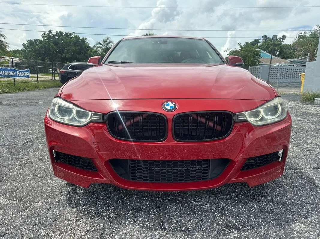 Used 2013 Red BMW xDrive image 5