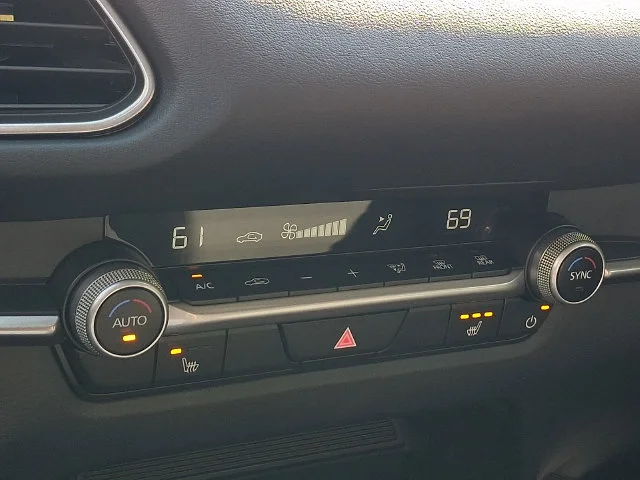 New 2026 White Mazda 2.5 S Select Sport image 12