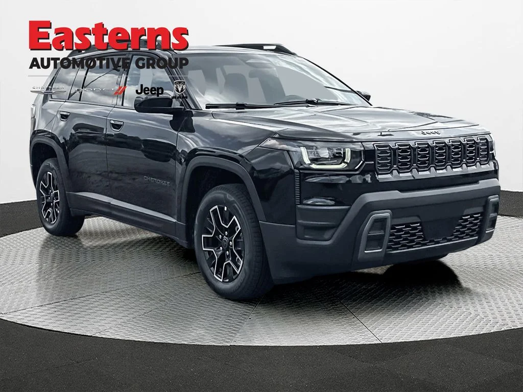New 2026 Diamond Black Crystal Pearl-Coat Exterior Paint Jeep Base image 3