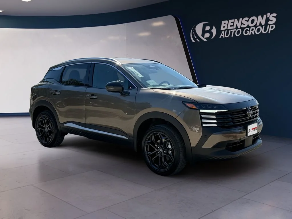 New 2027 Brown Nissan SR image 7