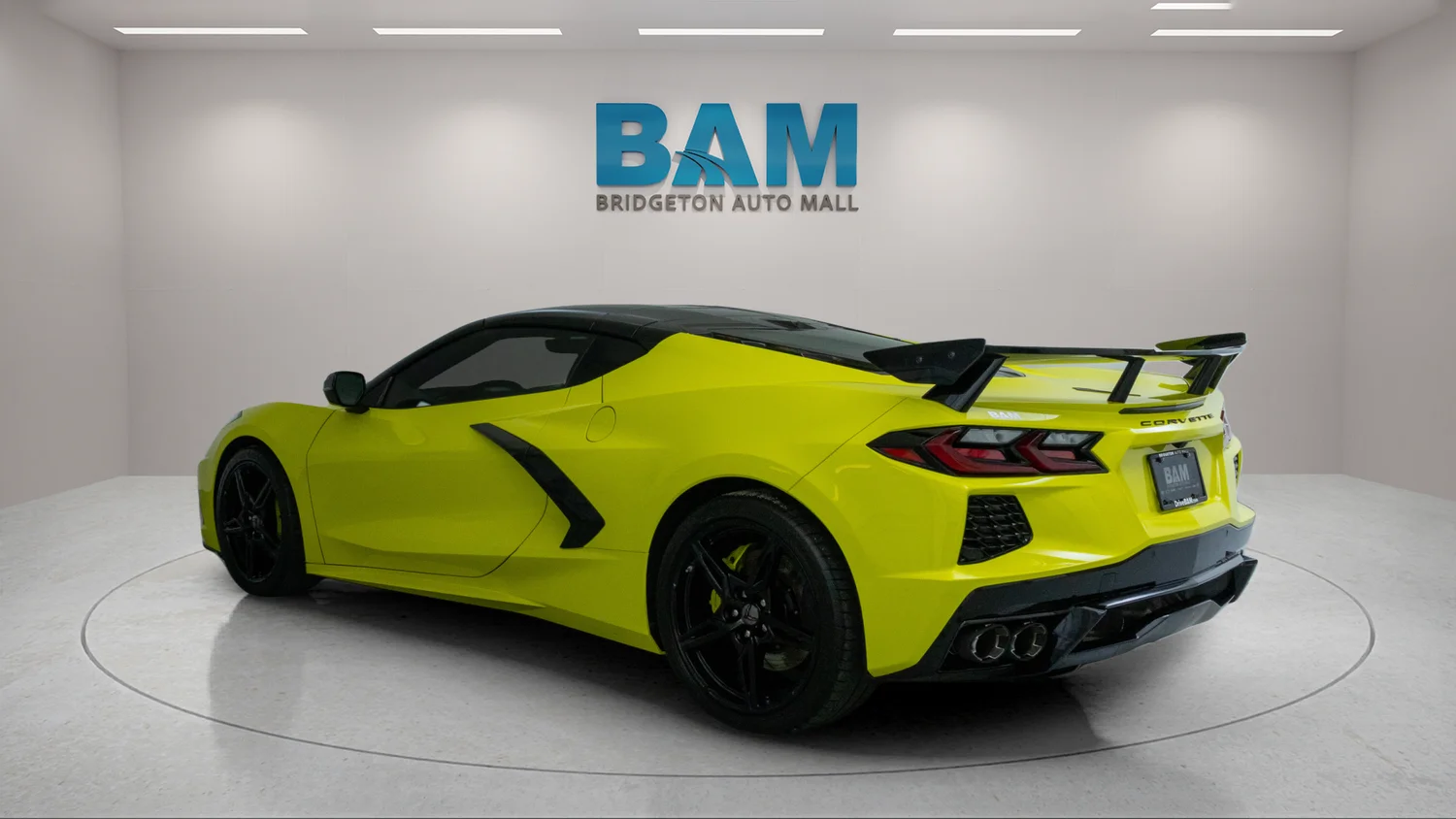 Used 2022 Yellow Chevrolet Stingray image 5