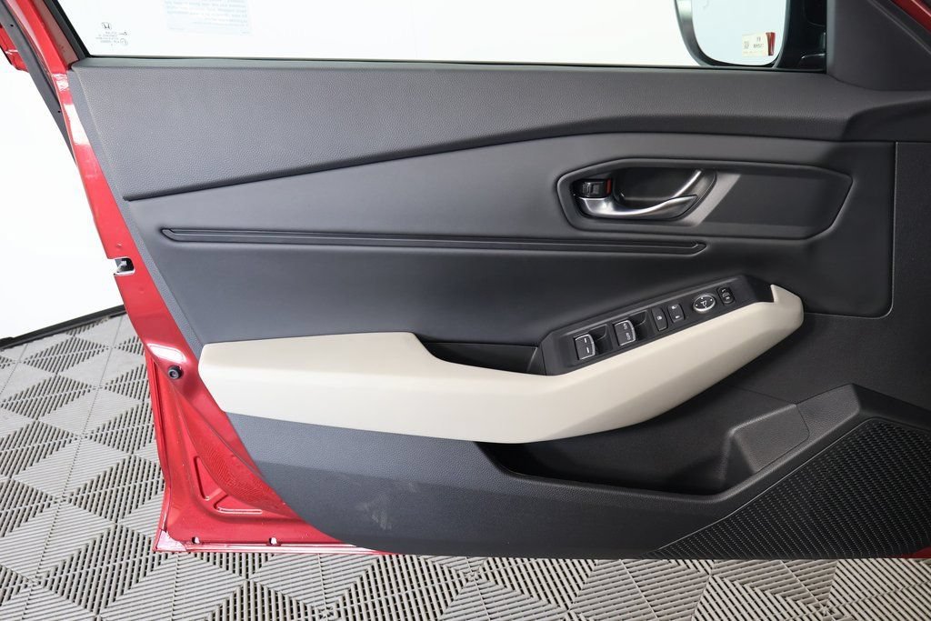 New 2026 Radiant Red Metallic Honda SE image 7