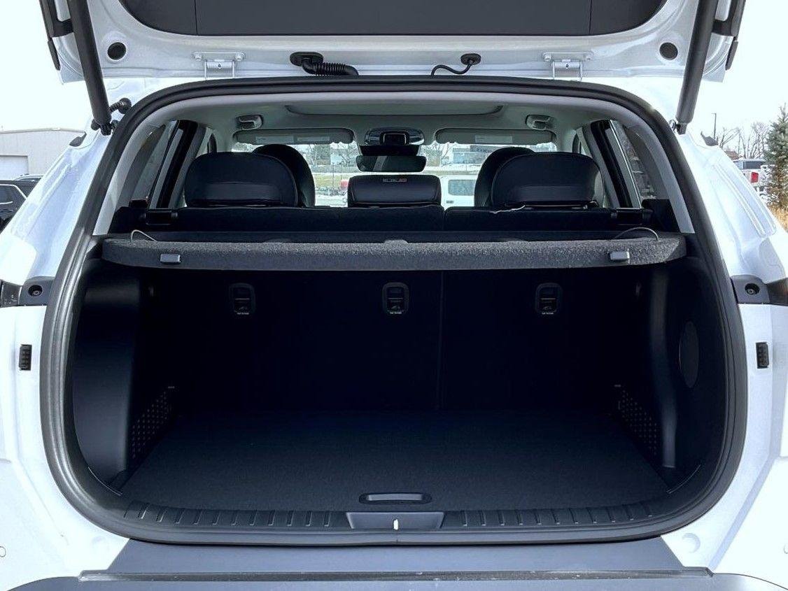 2026 Hyundai Kona Limited - Photo 9
