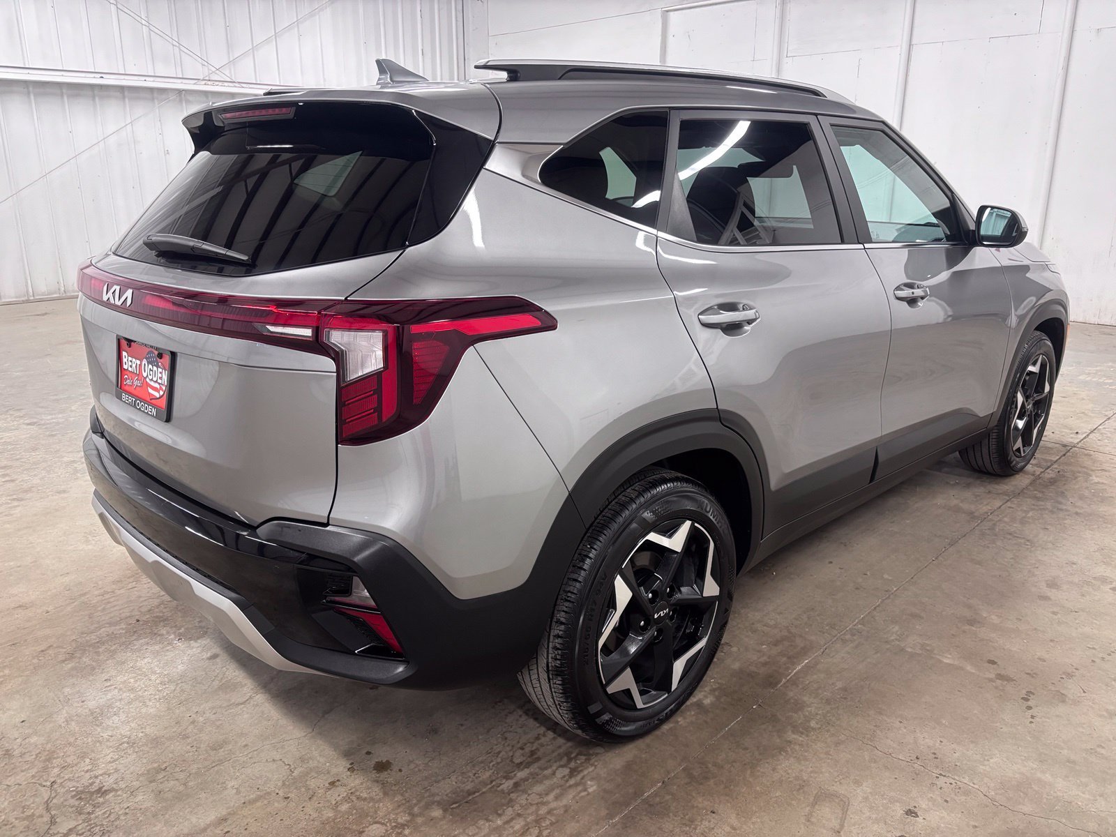 Used 2026 Gray Kia EX image 6
