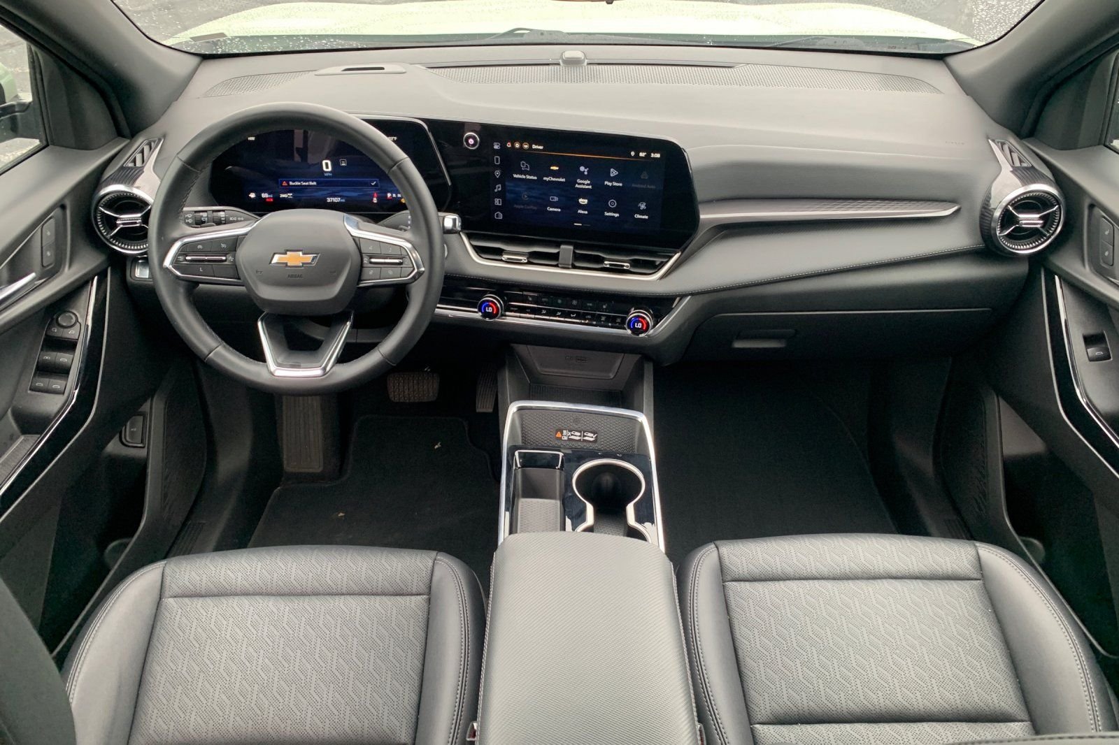 Used 2025 Green Chevrolet LT image 17