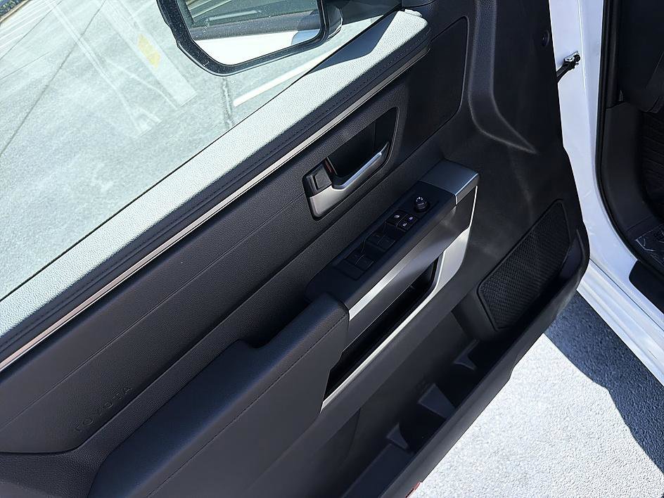 2026 Toyota Tundra SR5 - Photo 12