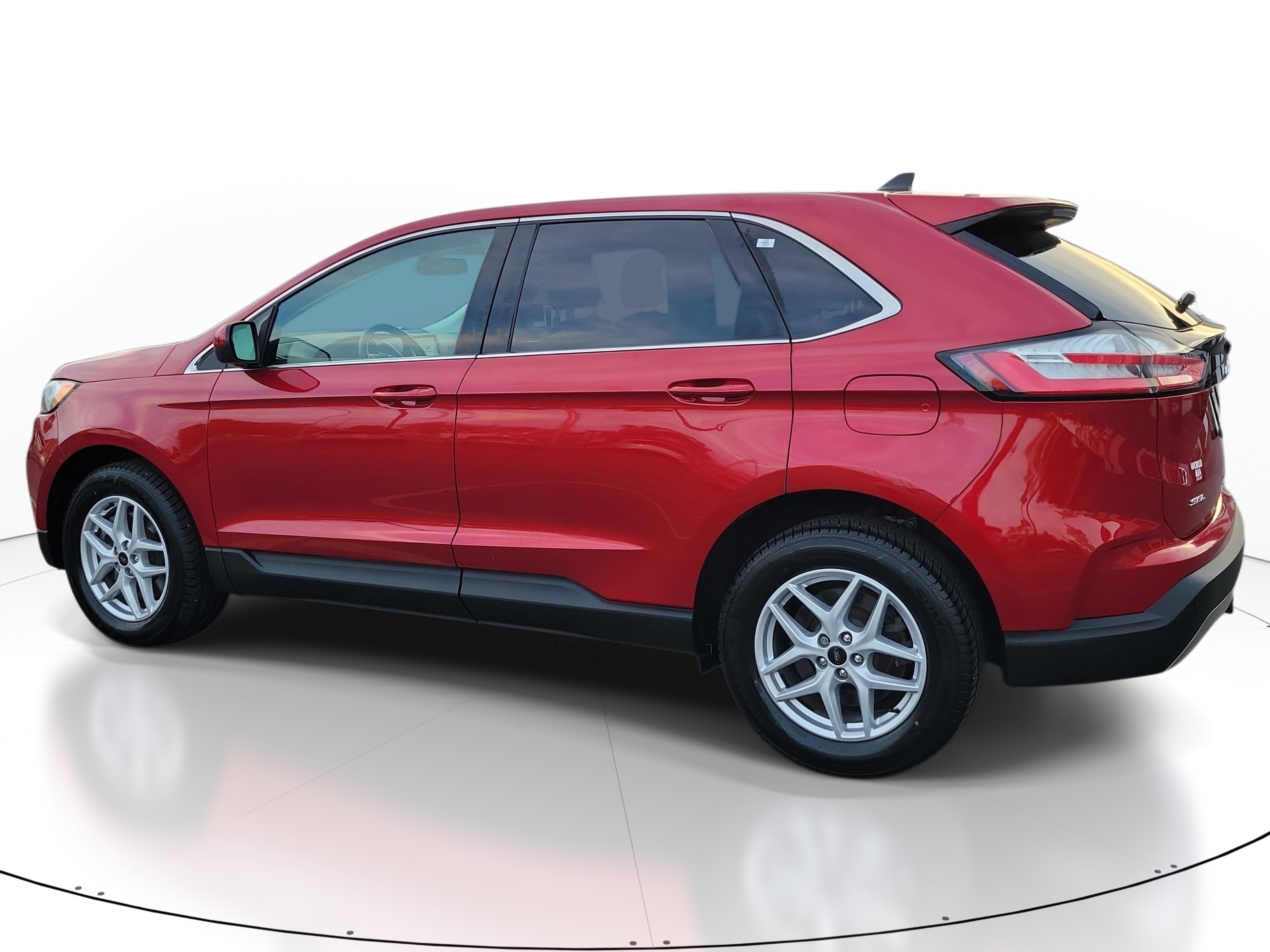 Used 2023 Red Ford  image 4