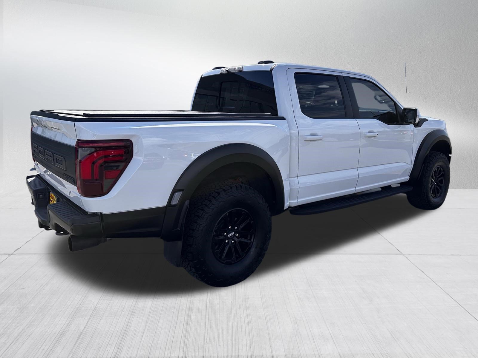 Used 2024 Oxford White Clearcoat Ford Raptor image 7