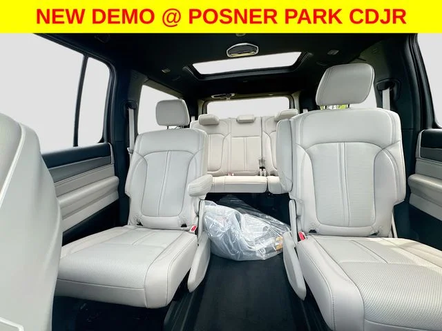 New 2026 Velvet Red Pearl-Coat Exterior Paint Jeep Grand Wagoneer image 26