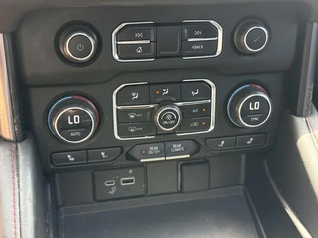Used 2023 White Chevrolet RST image 29