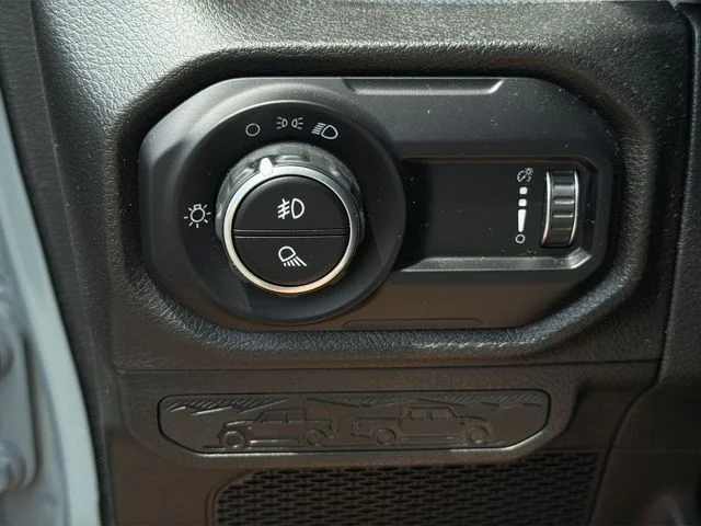 Used 2024 Gray Jeep Nighthawk image 32