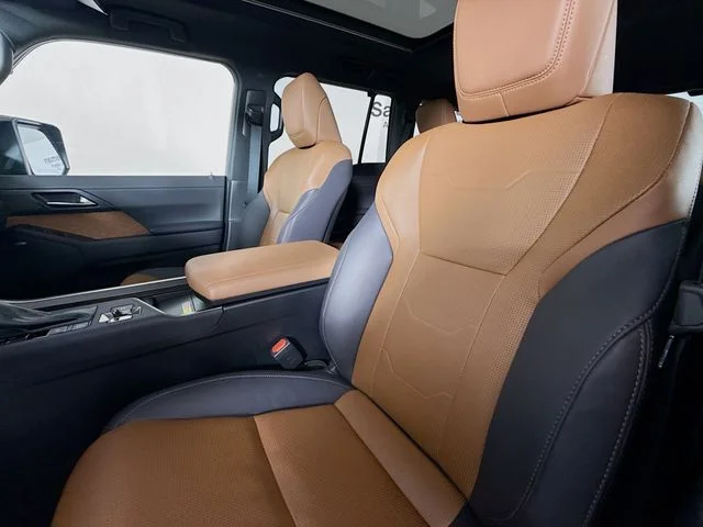 Used 2025 Black Lexus 550 Luxury+ image 21