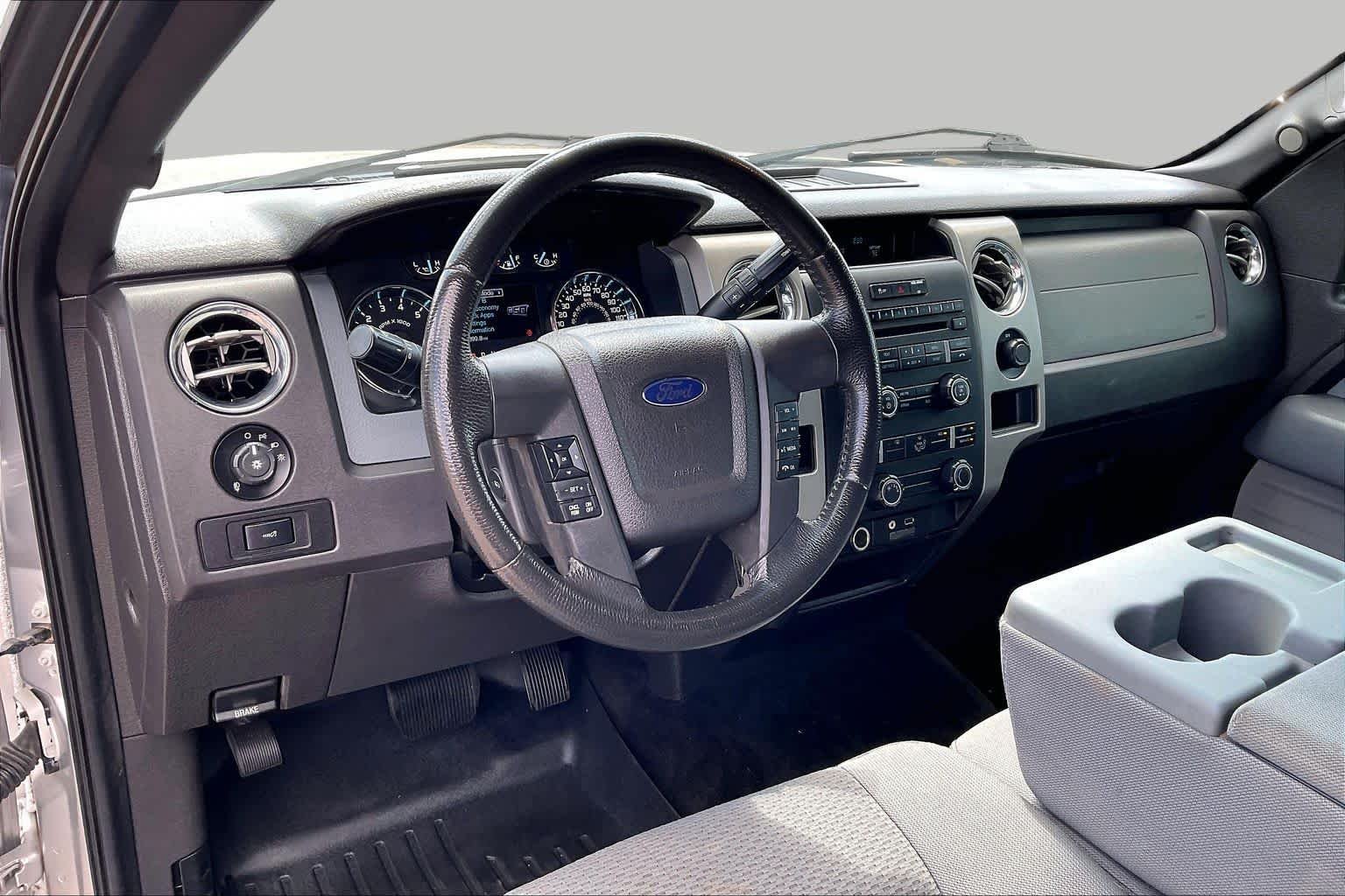 Used 2012 Ingot Silver Metallic Ford XLT image 16