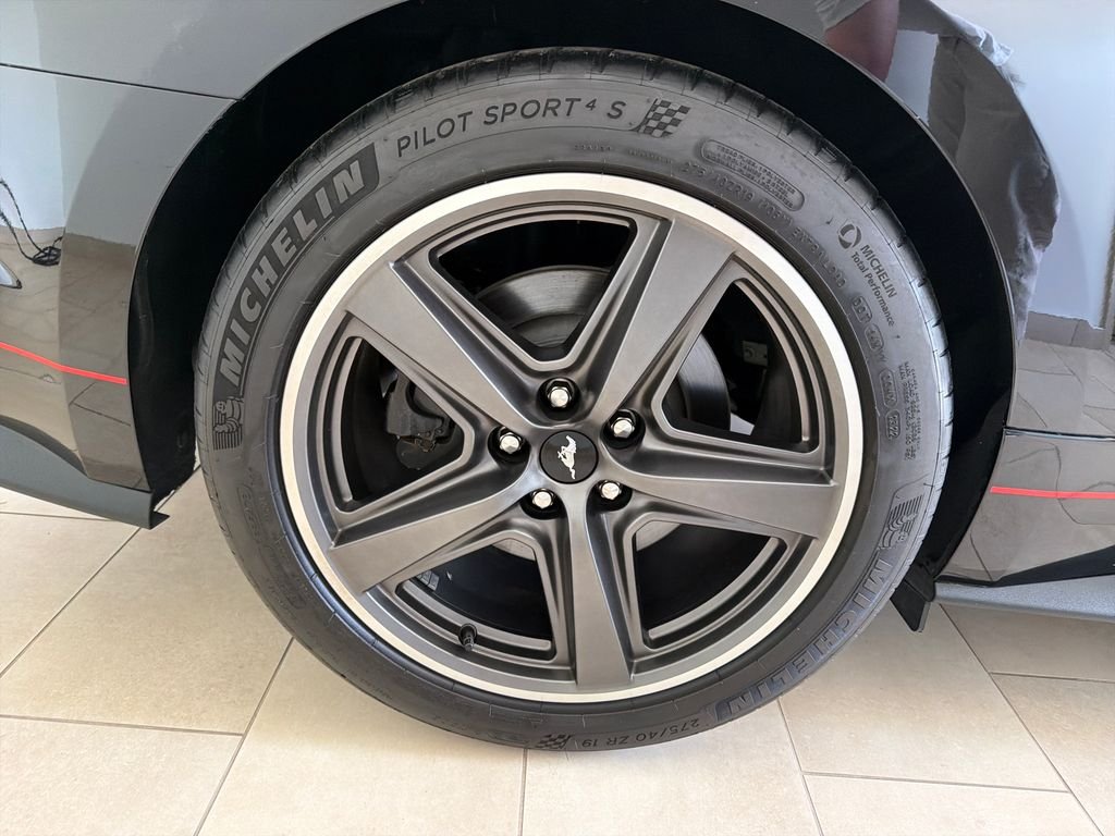 Used 2022 Black Ford Mach 1 image 9