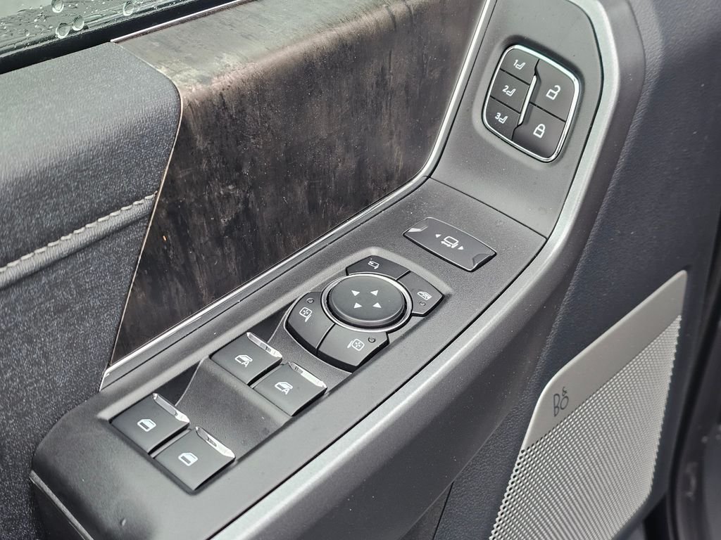2025 Ford F-350 Super Duty Lariat - Photo 24