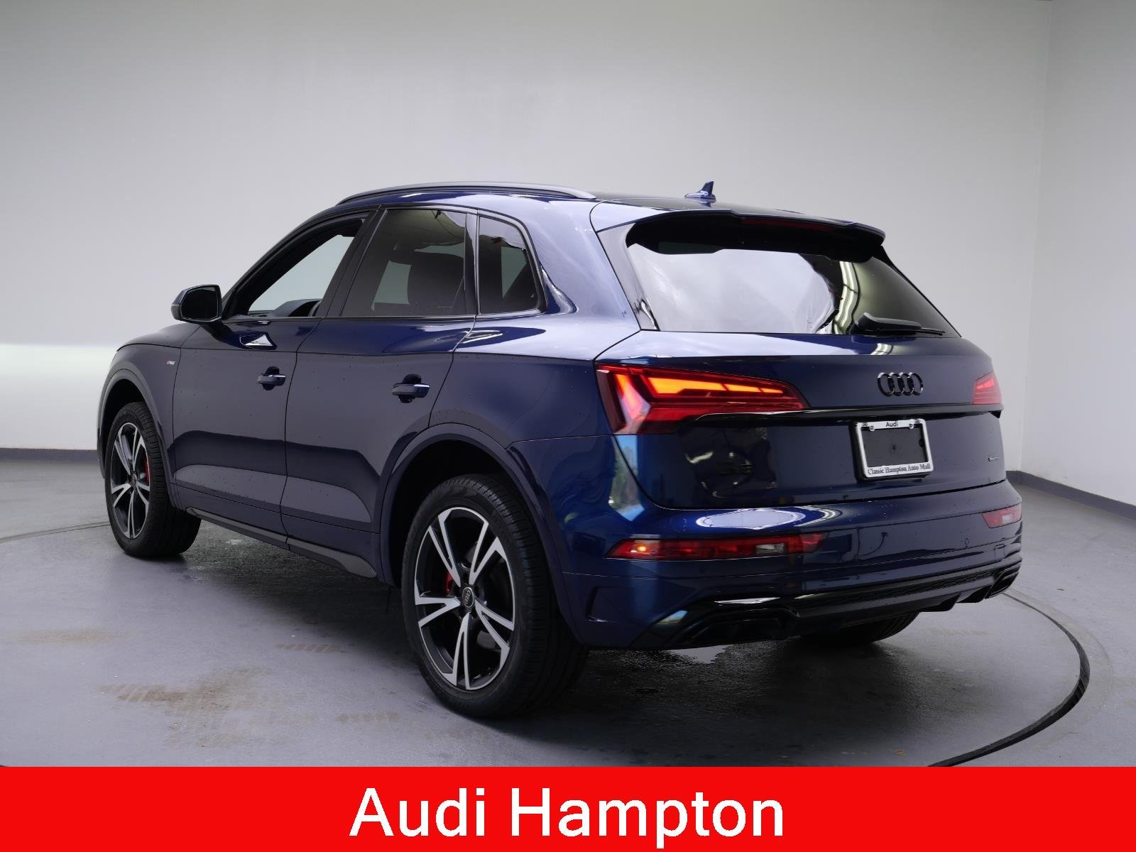 Used 2025 Navarra Blue Metallic Audi S line Premium Plus image 7