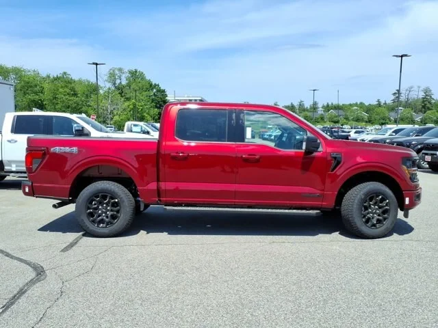 New 2026 Ruby Red Metallic Tinted Clearcoat Ford XLT image 23