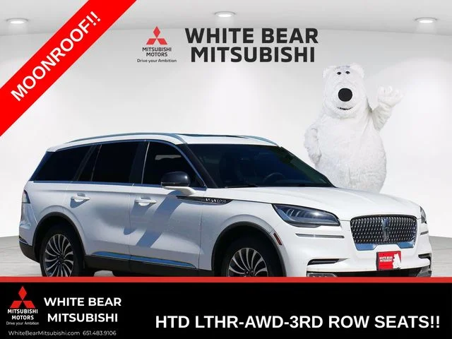 Used 2021 White Lincoln Reserve image 1