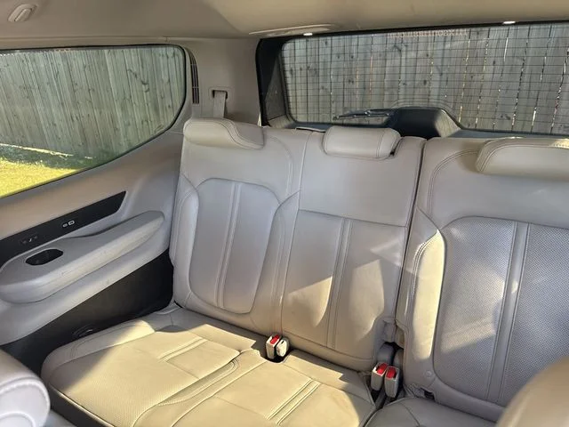 Used 2022 Red Jeep Series III image 16