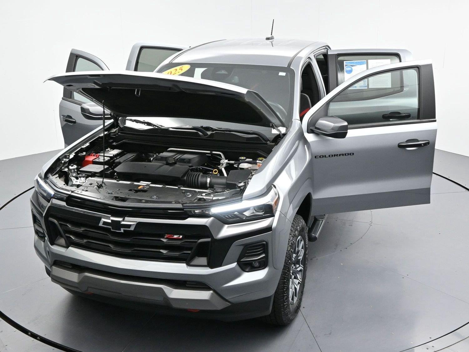 Used 2025 Sterling Gray Metallic Chevrolet Z71 image 41