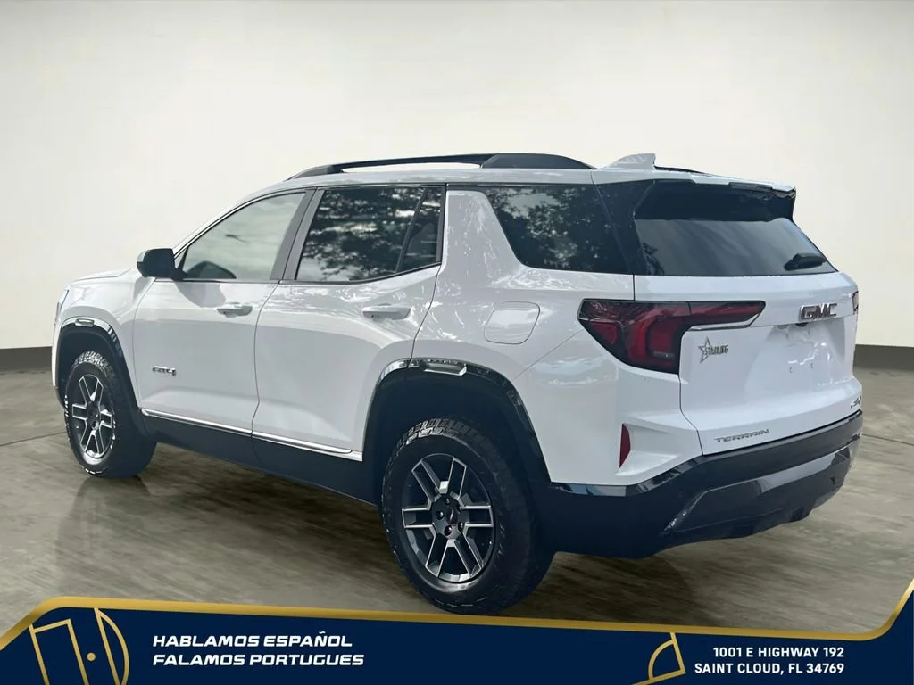 New 2026 Summit White GMC AT4 image 3