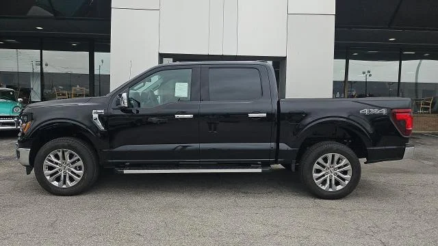 New 2026 Agate Black Metallic Ford XLT 4WD image 24