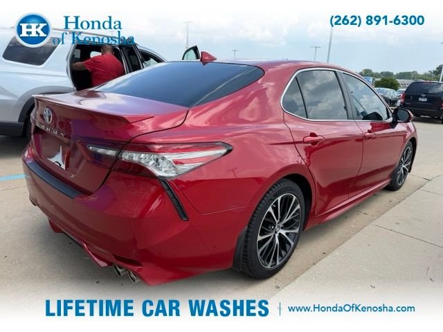 Used 2019 Toyota Camry SE with VIN 4T1B11HK1KU274879 for sale in Bristol, WI