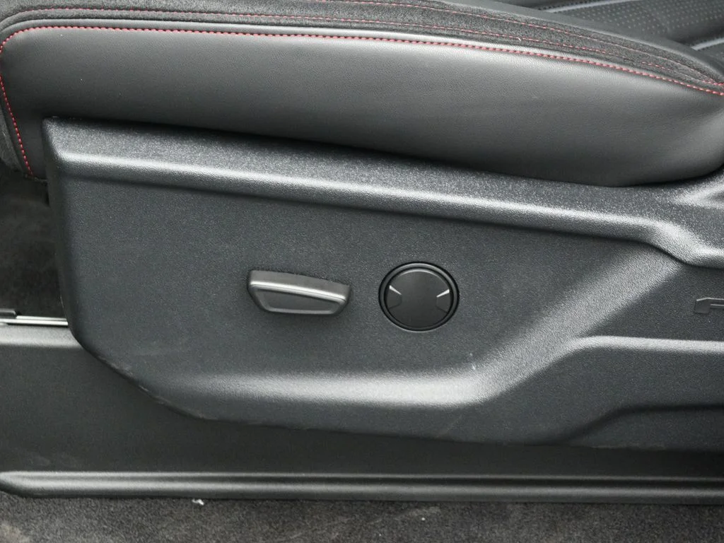 New 2025 Black Ford XL image 9