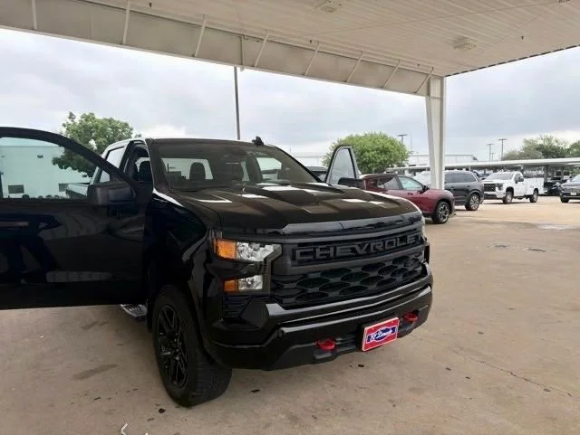 2024 Chevrolet Silverado 1500 Custom Trail Boss 4X4 Crew Cab Short Box's photo