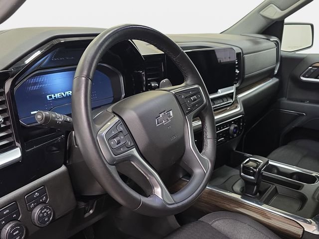 Used 2022 Red Hot Chevrolet RST image 14