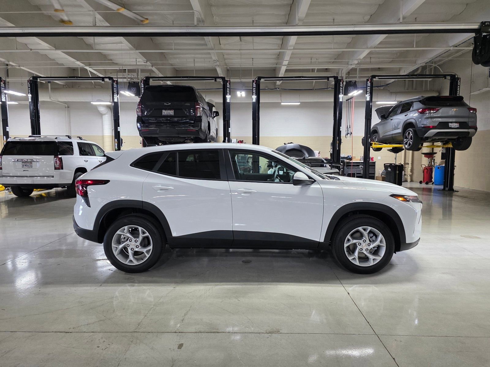 2026 Chevrolet Trax LS - Photo 8