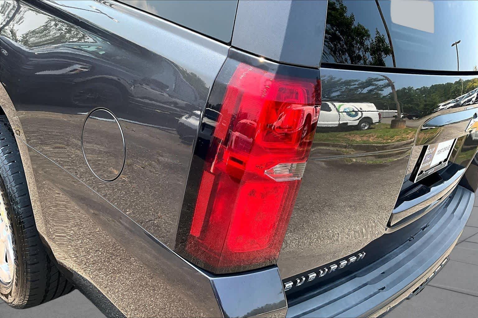 Used 2017 Tungsten Metallic Chevrolet LT image 28