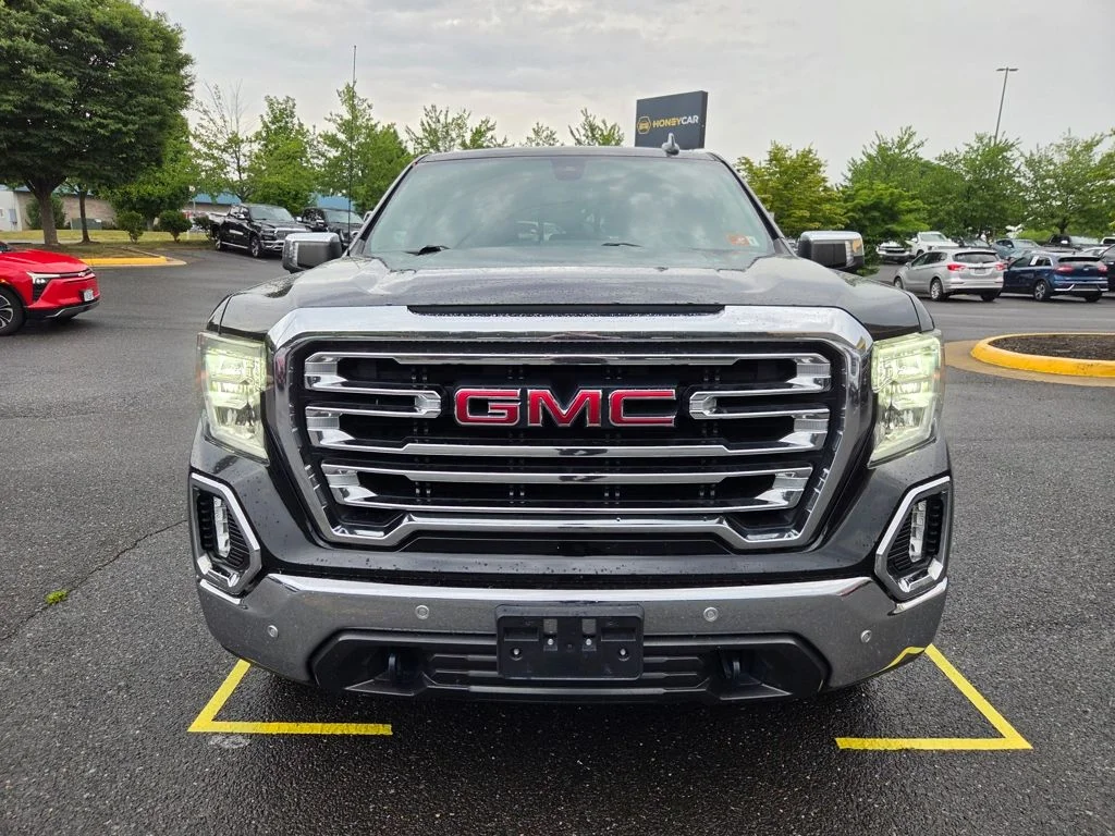 Used 2019 Black GMC SLT image 2
