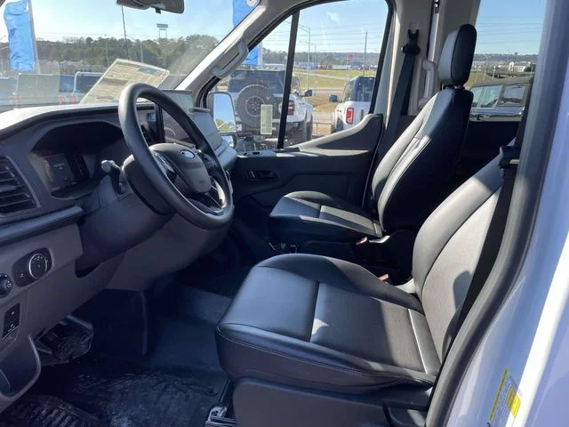 New 2026 Oxford White Ford XL image 8
