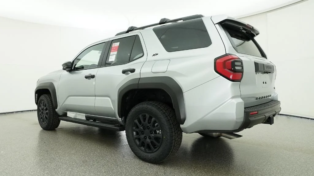 New 2026 Cutting Edge Toyota SR5 image 4