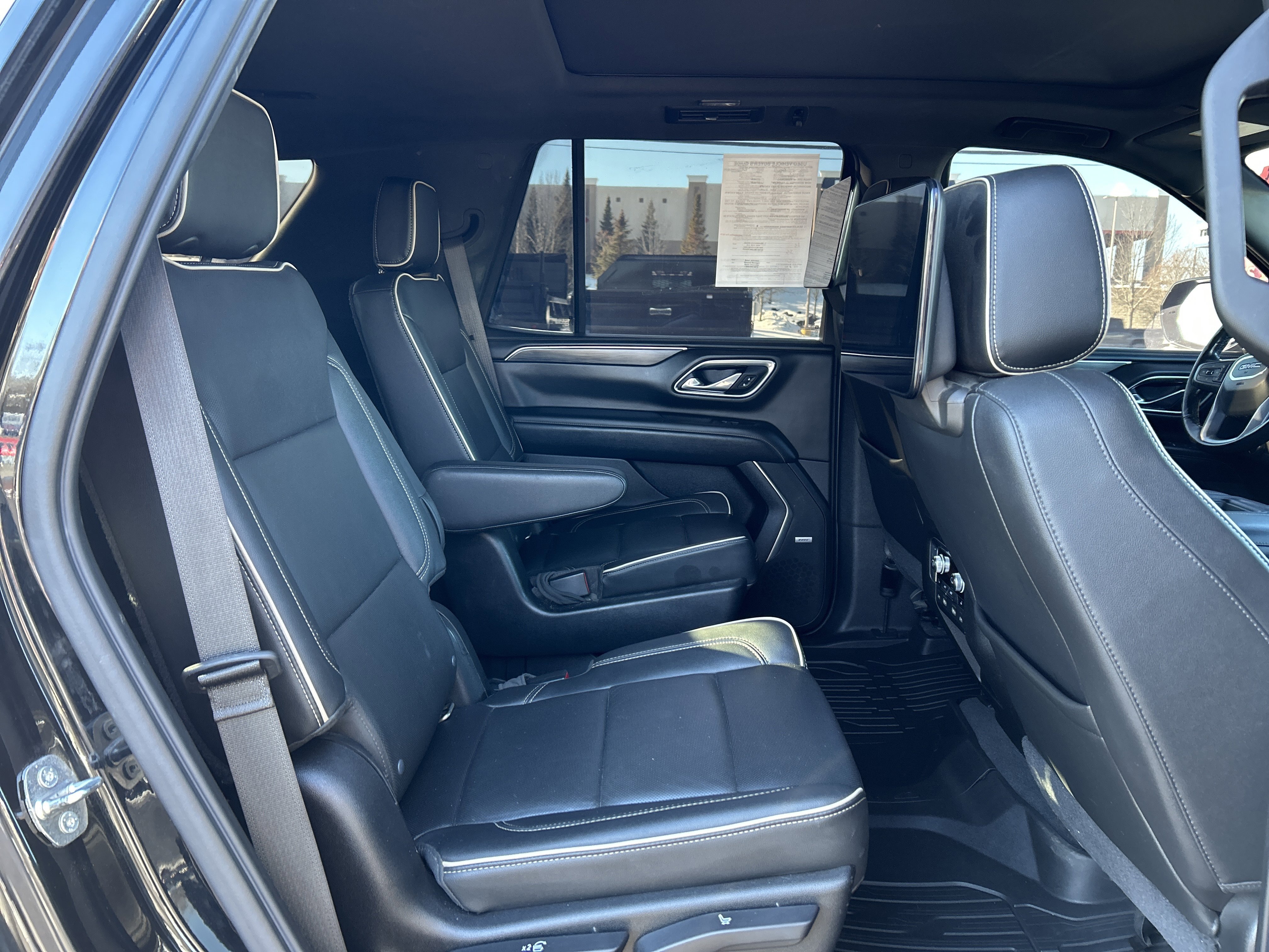 Used 2021 Onyx Black GMC SLT image 11