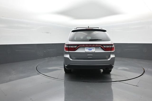 Used 2015 Silver Dodge SXT image 6