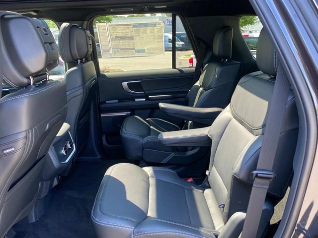 New 2026 Gray Ford Platinum image 7
