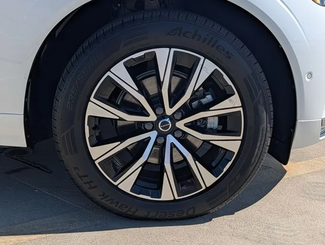 2023 Volvo XC60 Plus - Photo 8