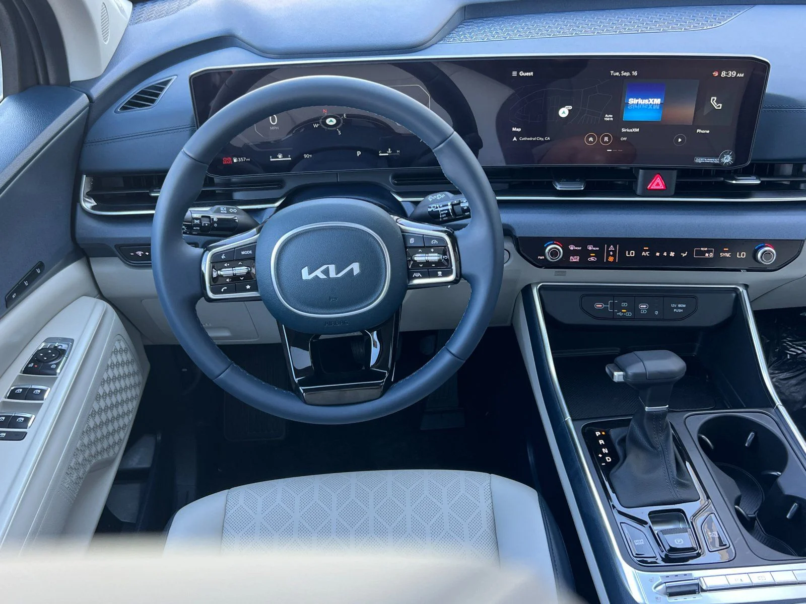 2026 Kia Carnival SX - Photo 15