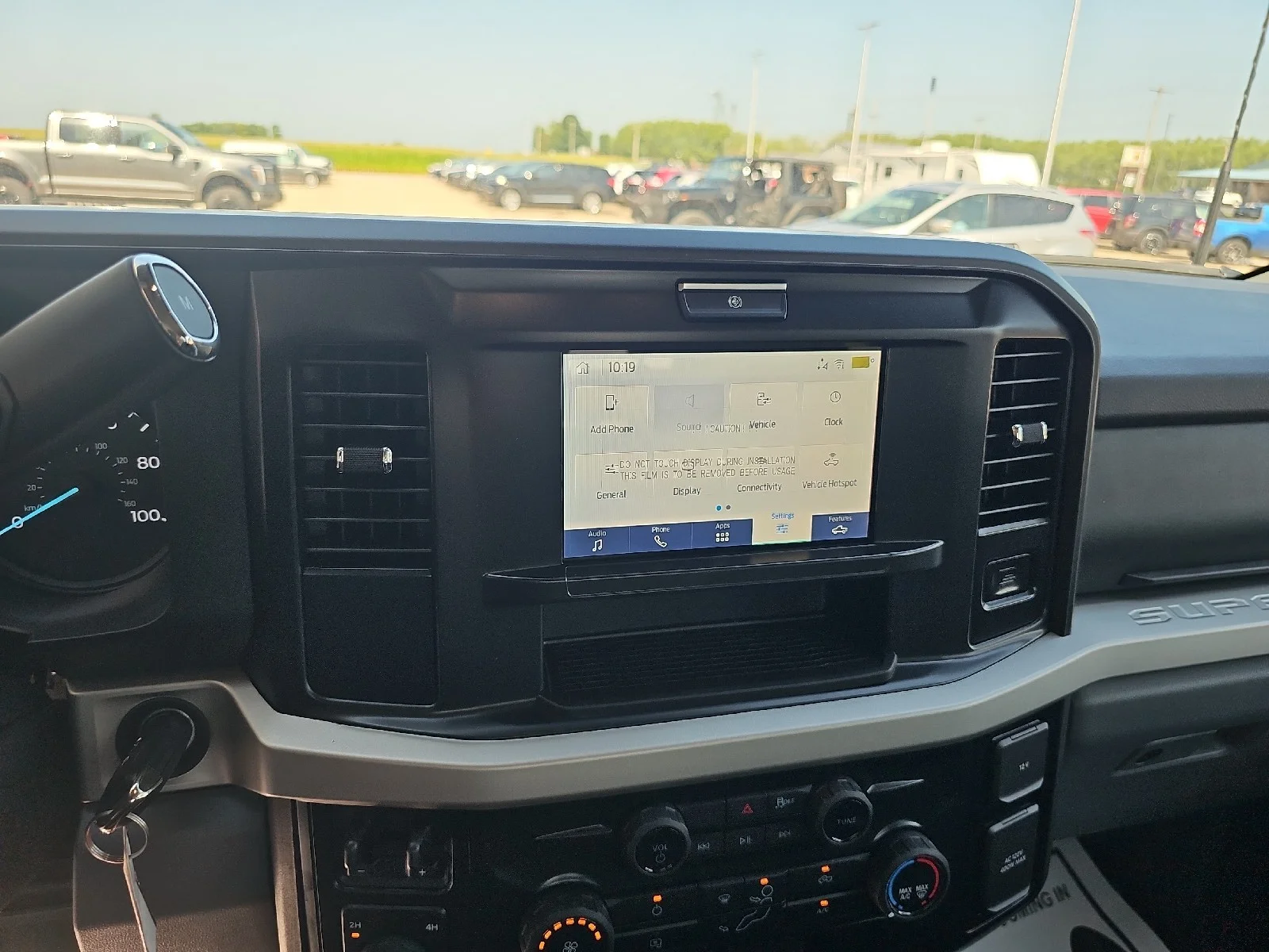 New 2026 Oxford White Ford F-250® XLT image 25