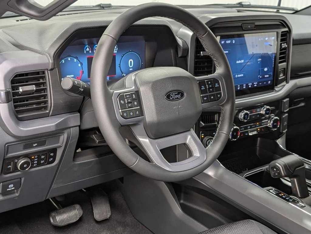 New 2026 Avalanche Ford XLT image 12