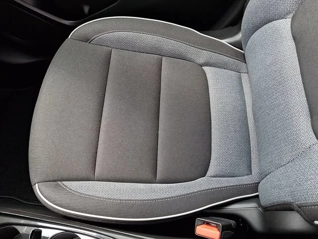 Used 2023 Summit White Chevrolet LT image 26