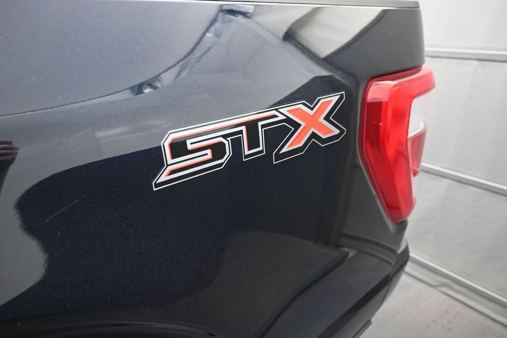 Used 2023 Blue Ford XL image 23