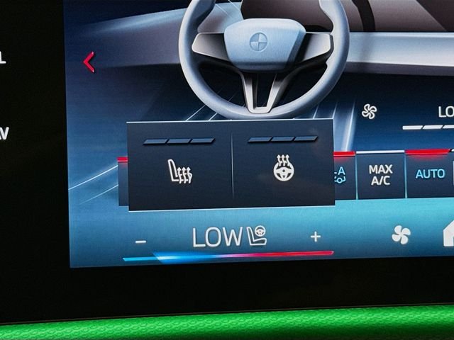 2025 BMW X1 M35i - Photo 22