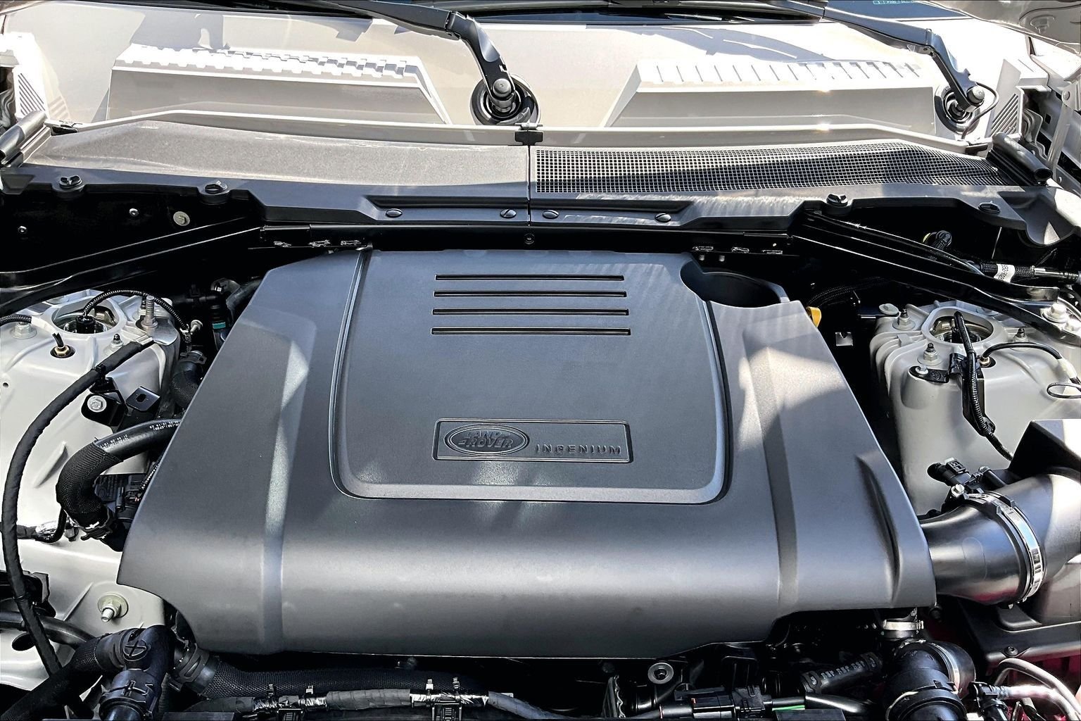 New 2026 Borasco Grey Land Rover S image 11
